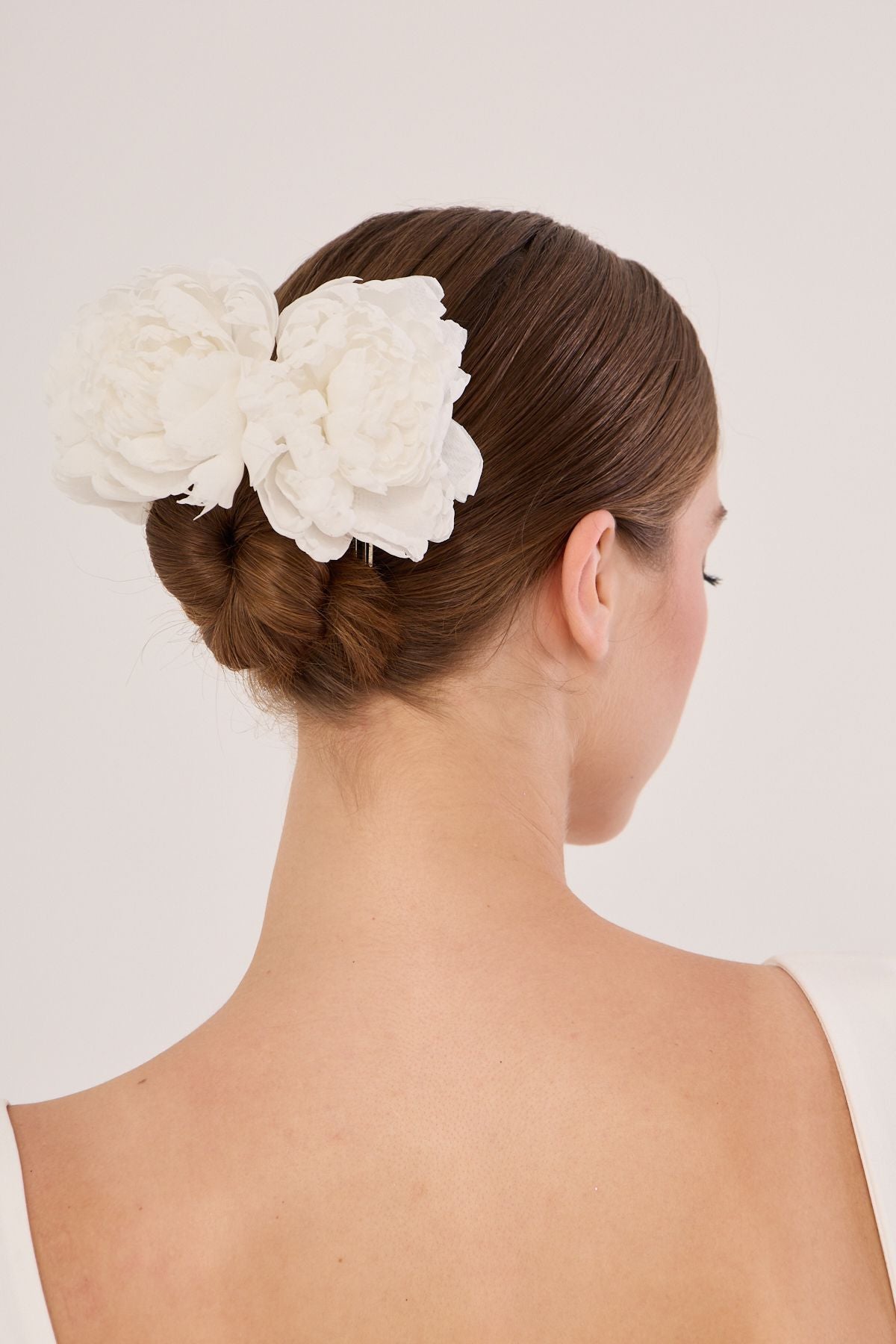 Peony Bridal Toka